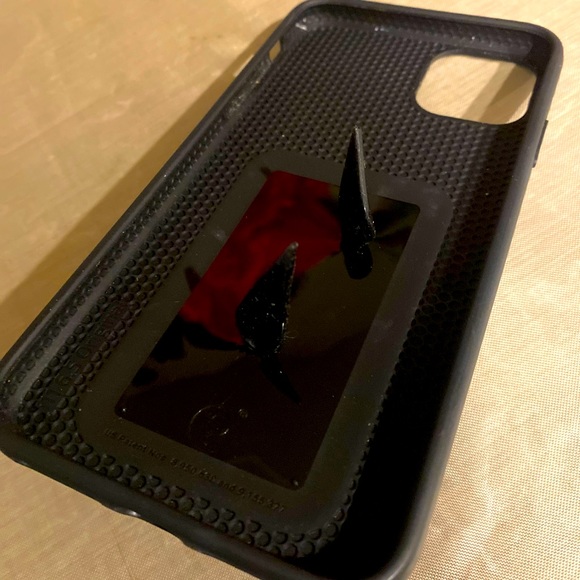 LOOPY Case - iPhone 11 Pro Max- Midnight Leopard - Picture 2 of 2